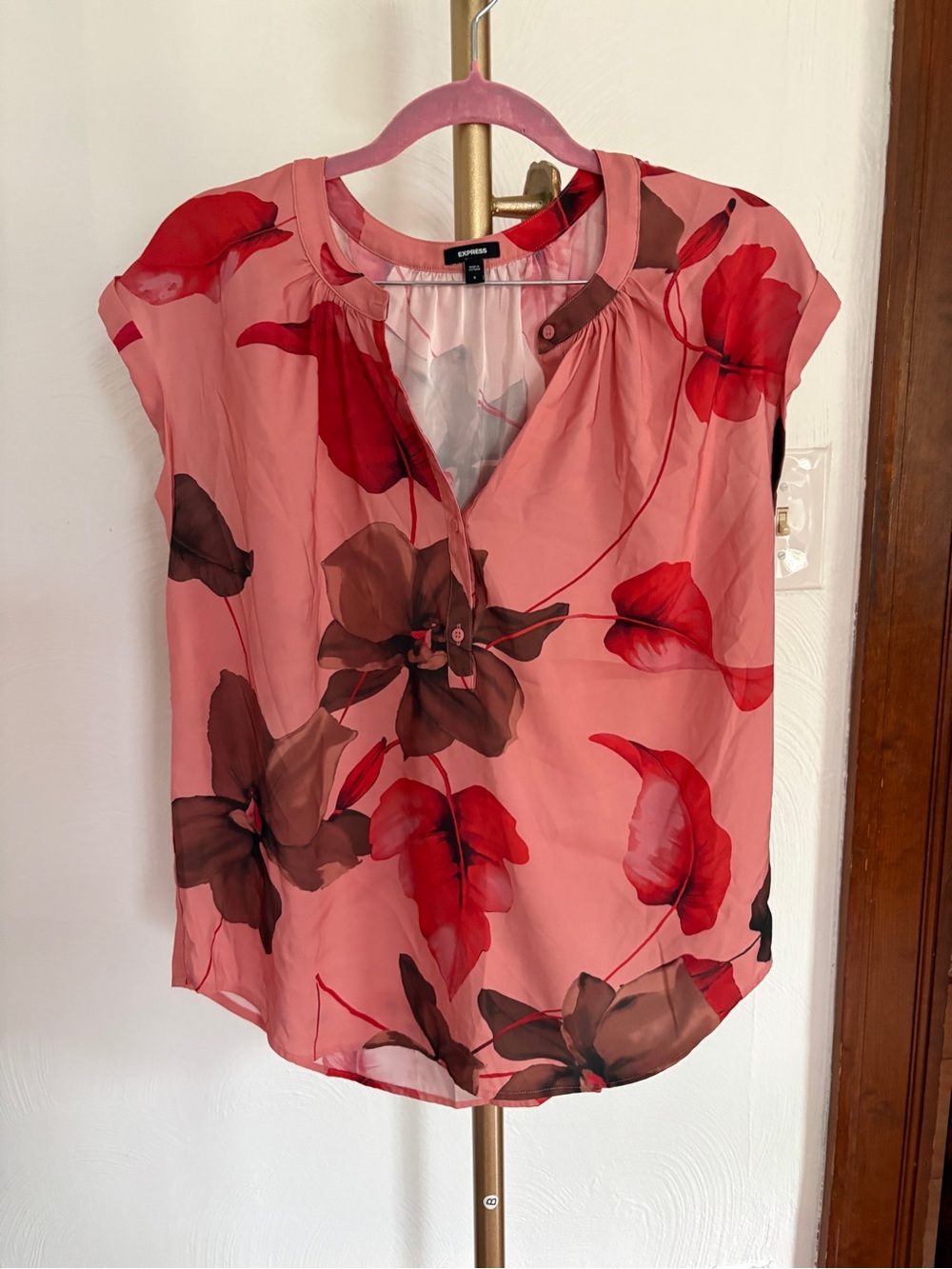 Express Pink Floral Cap-Sleeve Blouse with Red & Brown Print